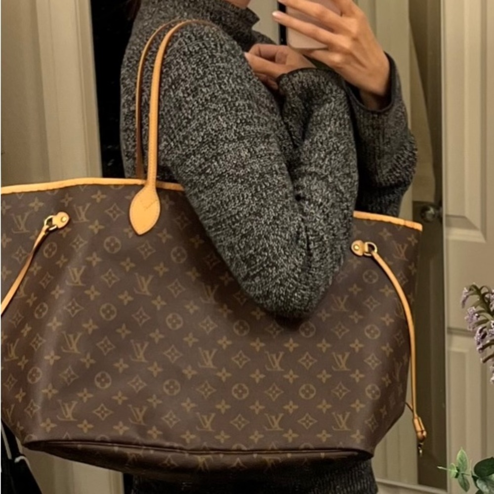 100% Authentic Louis Vuitton Neverfull GM